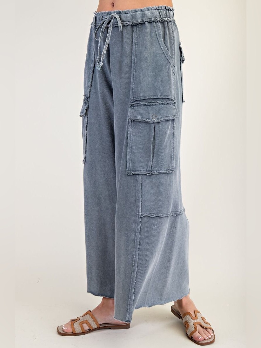 Easel Netflix and Chill Mineral Washed Wide Leg Cargo Pants Faded Navy eb40795 - Picture 3 of 4
